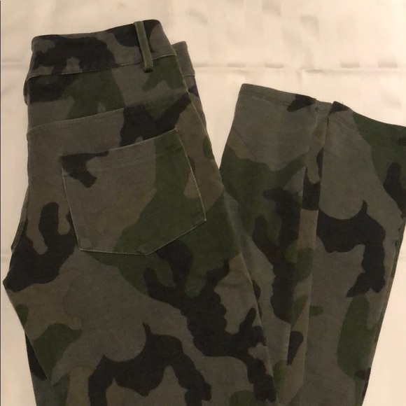 Brandy Melville Denim - Brandy Melville Camo Pant